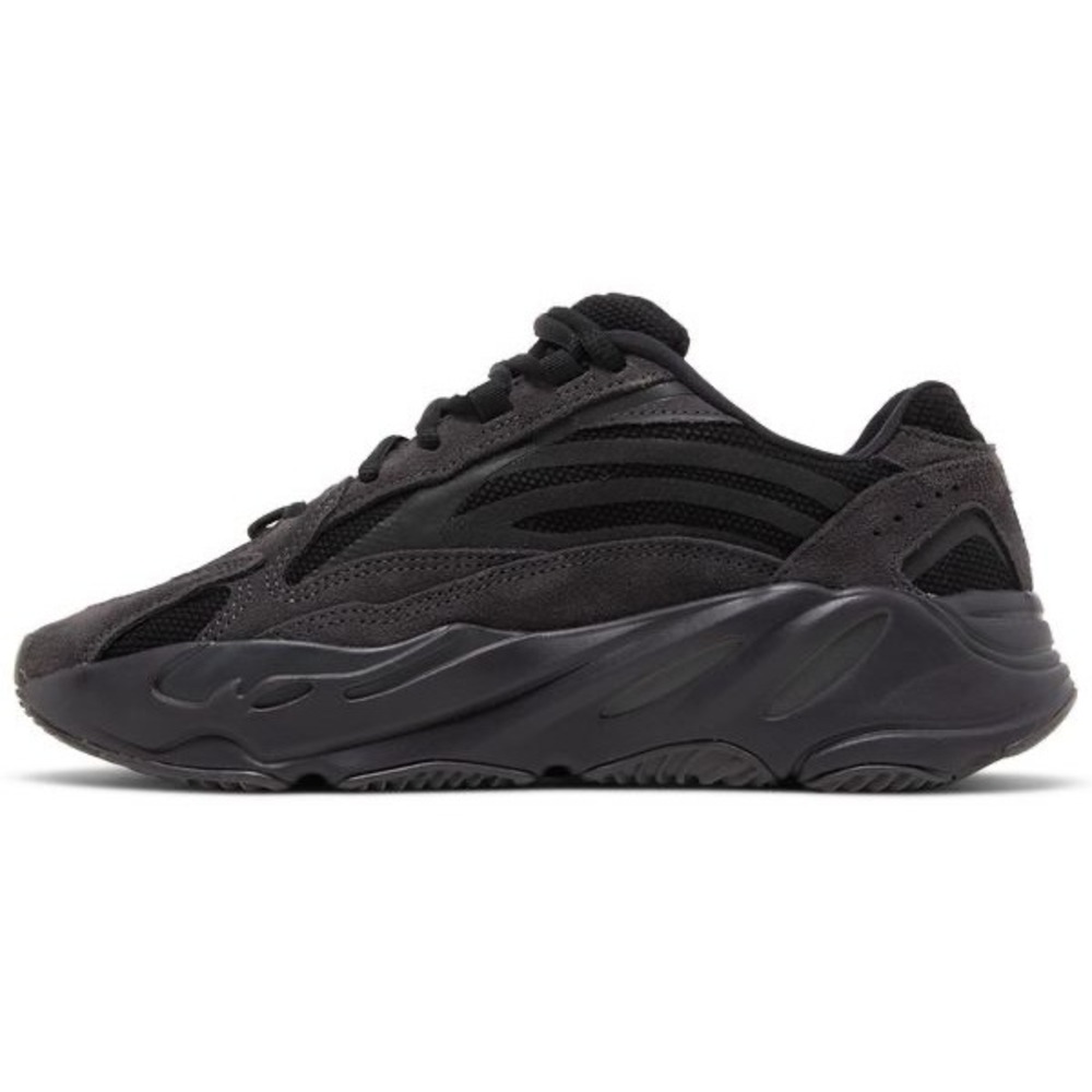 Adidas Yeezy Boost 700 V2 Vanta Mens Sz 9 Black